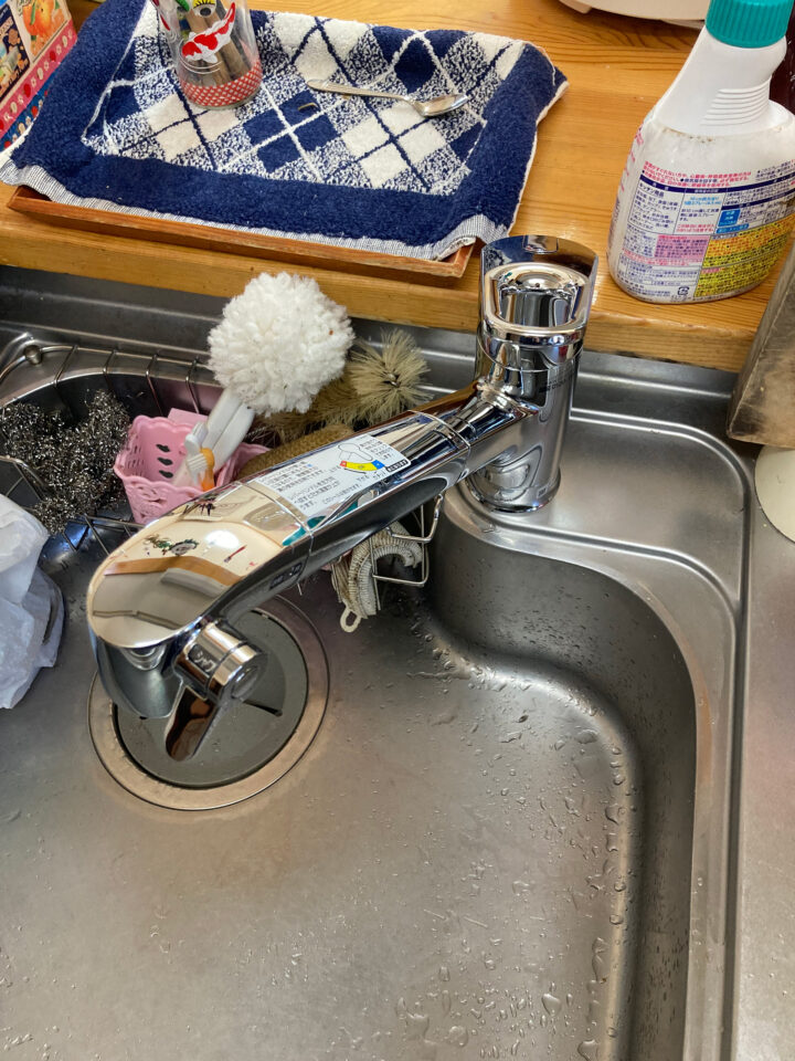 水道急便山形店 トイレ手洗い部の水漏れ修理・台所蛇口交換 | 米沢市の画像